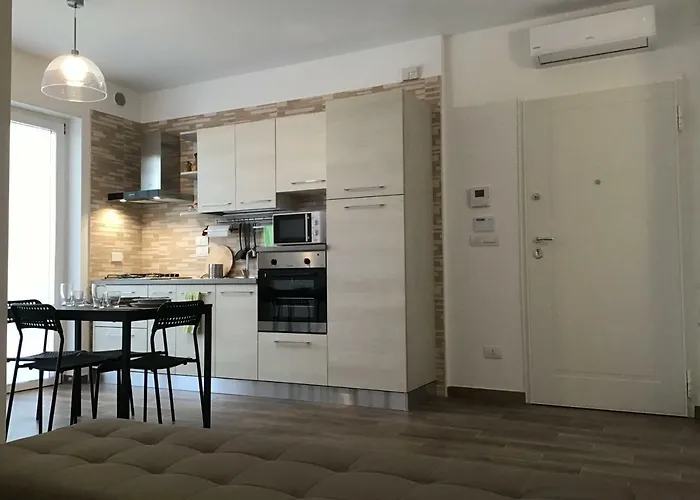 Goodstay New City Apartment